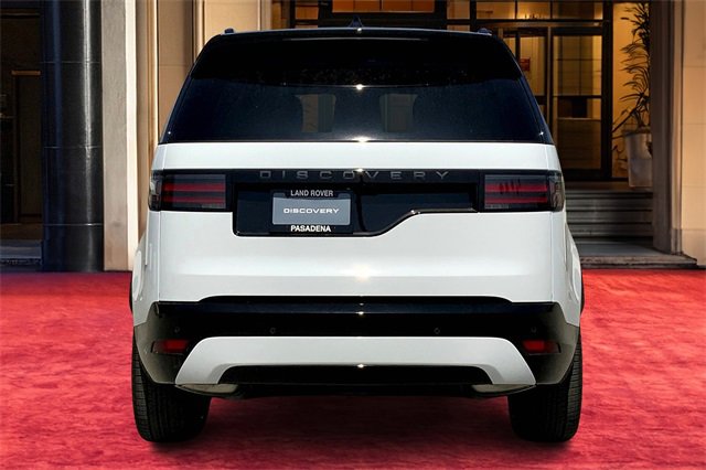 2025 Land Rover Discovery SE photo 4
