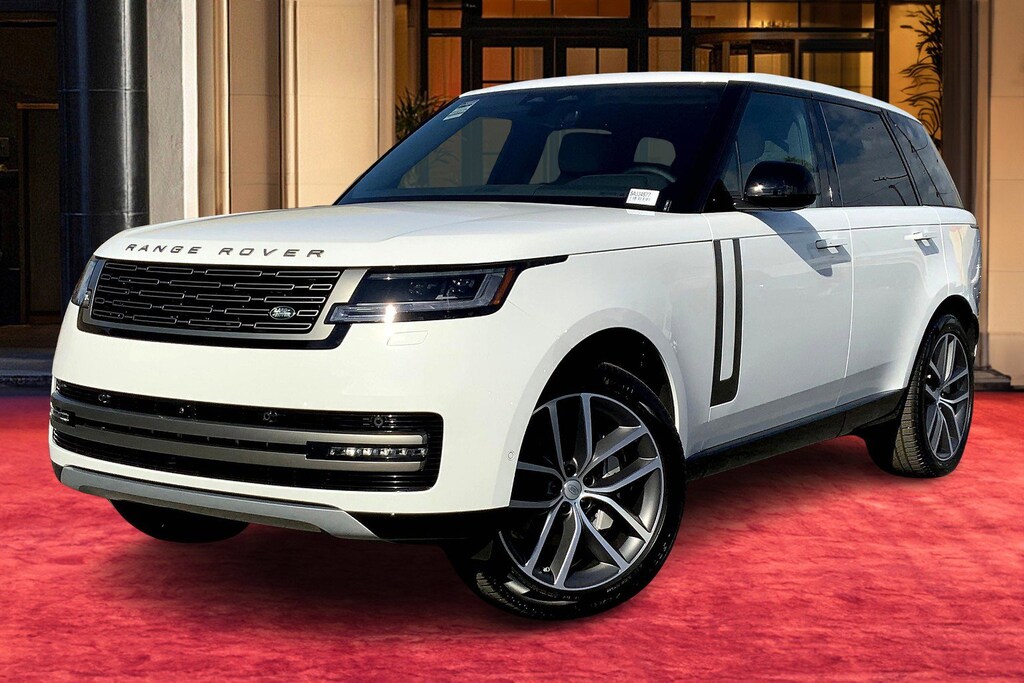 New 2025 Land Rover Range Rover P400 SE SUV