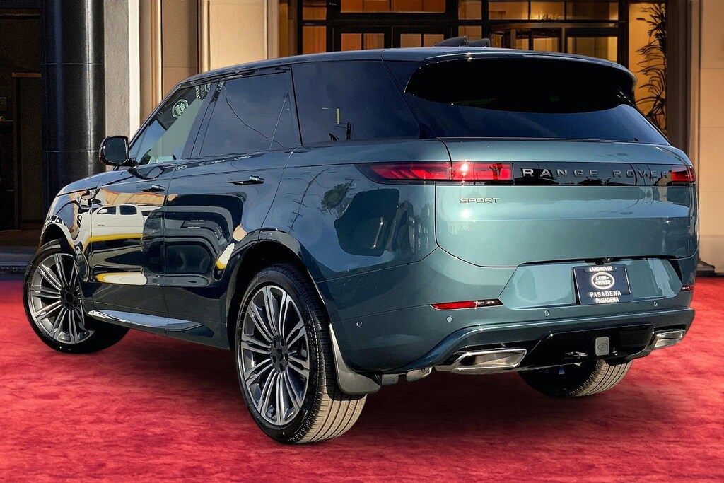 New 2026 Land Rover Range Rover Sport P400 Dynamic SE SUV