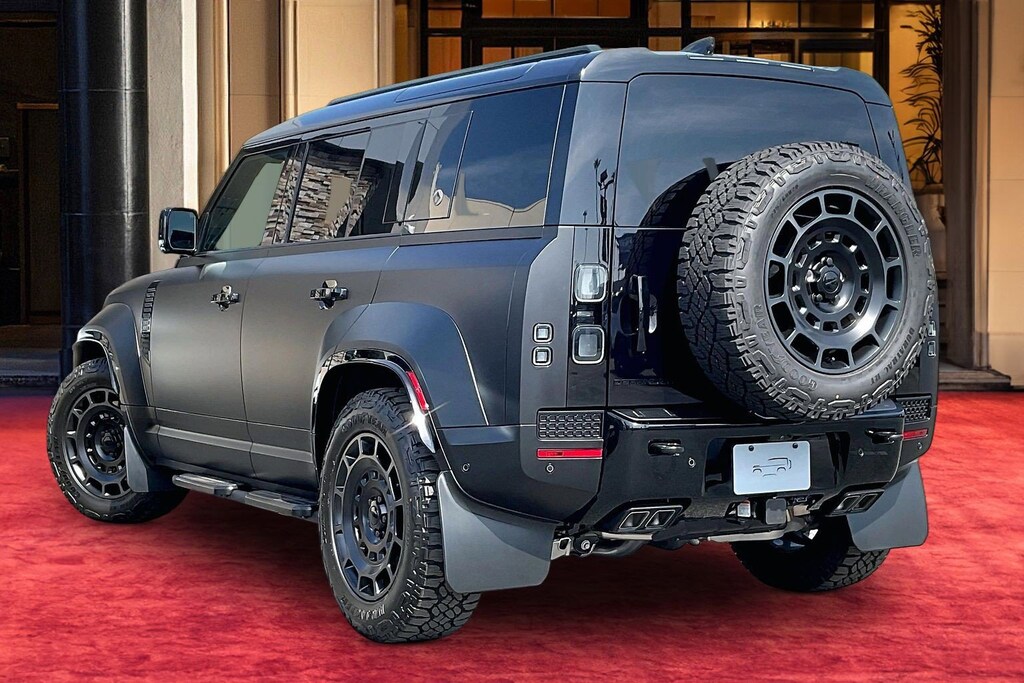 New 2026 Land Rover Defender 110 OCTA Black SUV