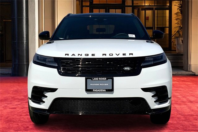 2026 Land Rover Range Rover Velar P250 Dynamic SE photo 2