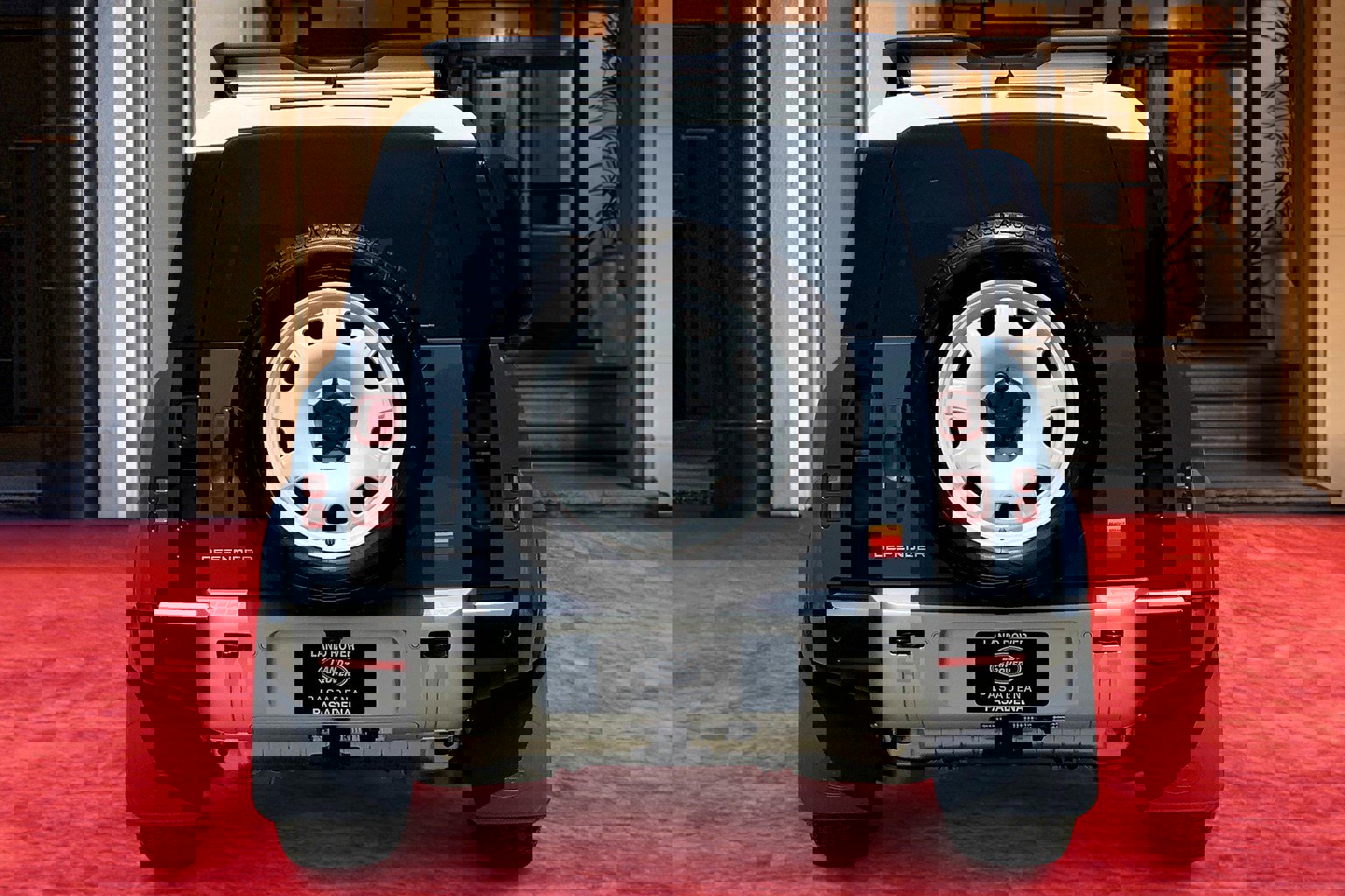 2025 Land Rover Defender 110 S photo 2