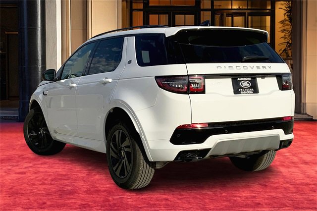 2025 Land Rover Discovery Sport S photo 2