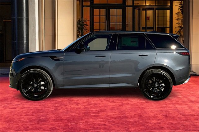 2025 Land Rover Range Rover Sport P400 Dynamic SE photo 2
