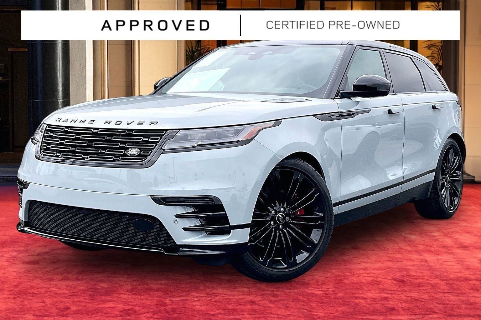 2024 Land Rover Range Rover Velar P250 Dynamic SE's photo