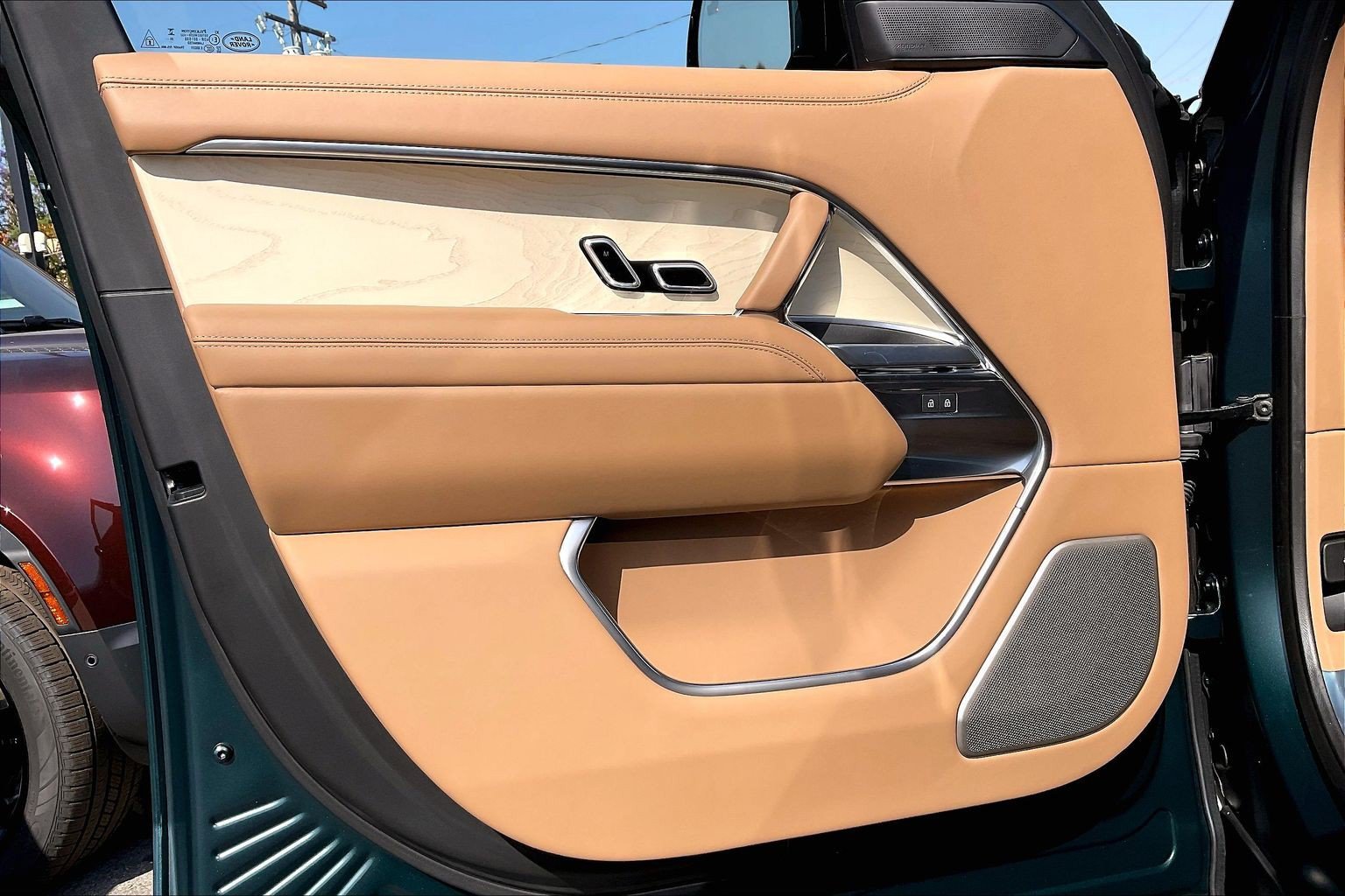 2026 Land Rover Range Rover SV - Photo 12