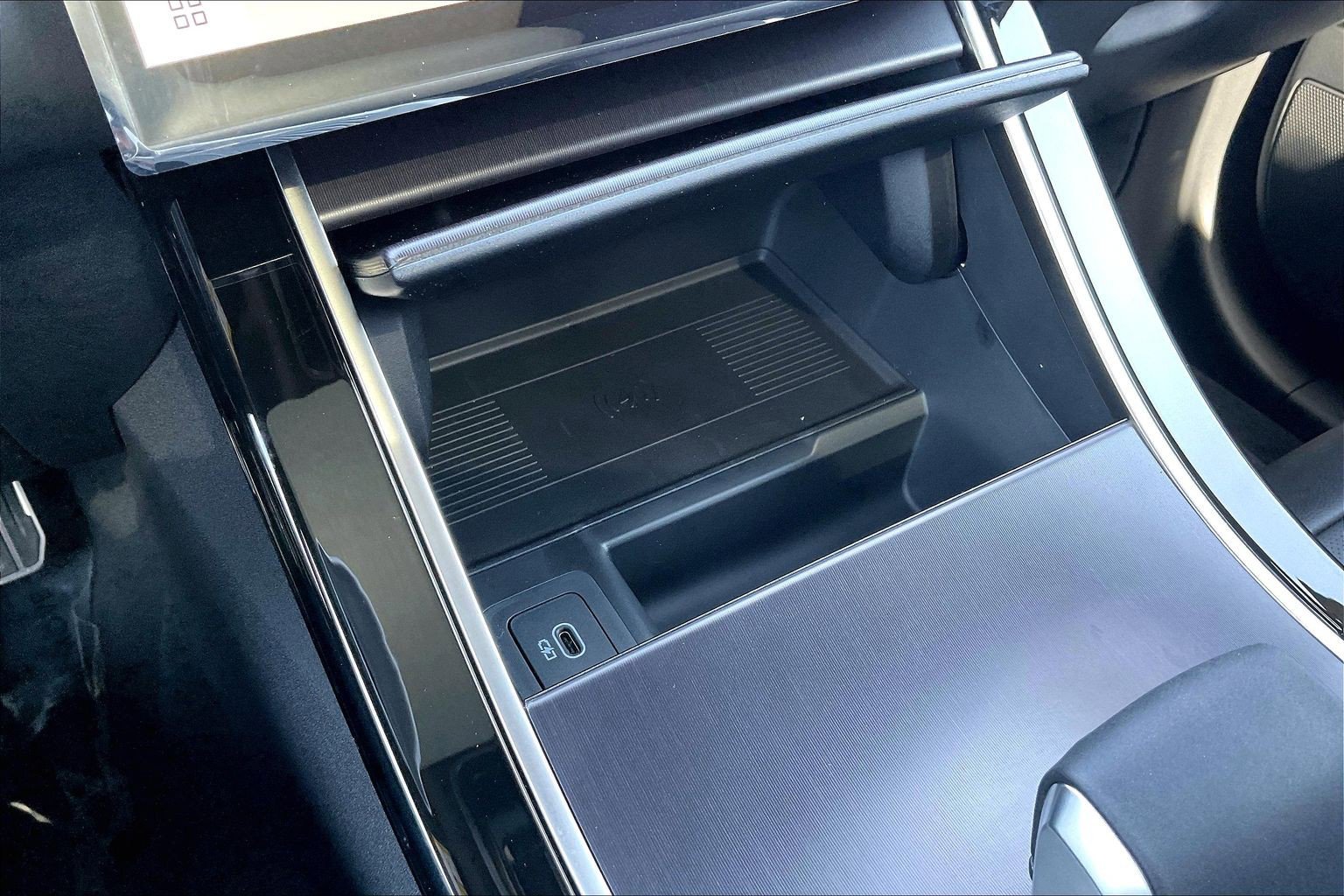 2026 Land Rover Range Rover Velar Dynamic SE - Photo 22