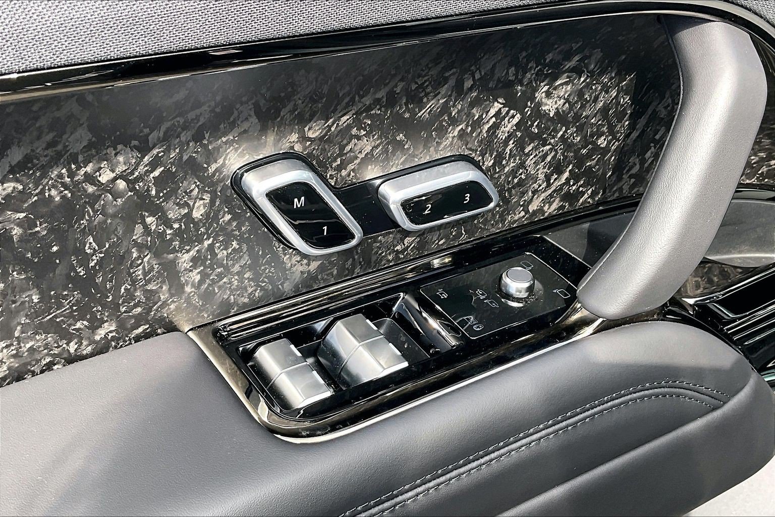2026 Land Rover Range Rover Sport SV - Photo 22