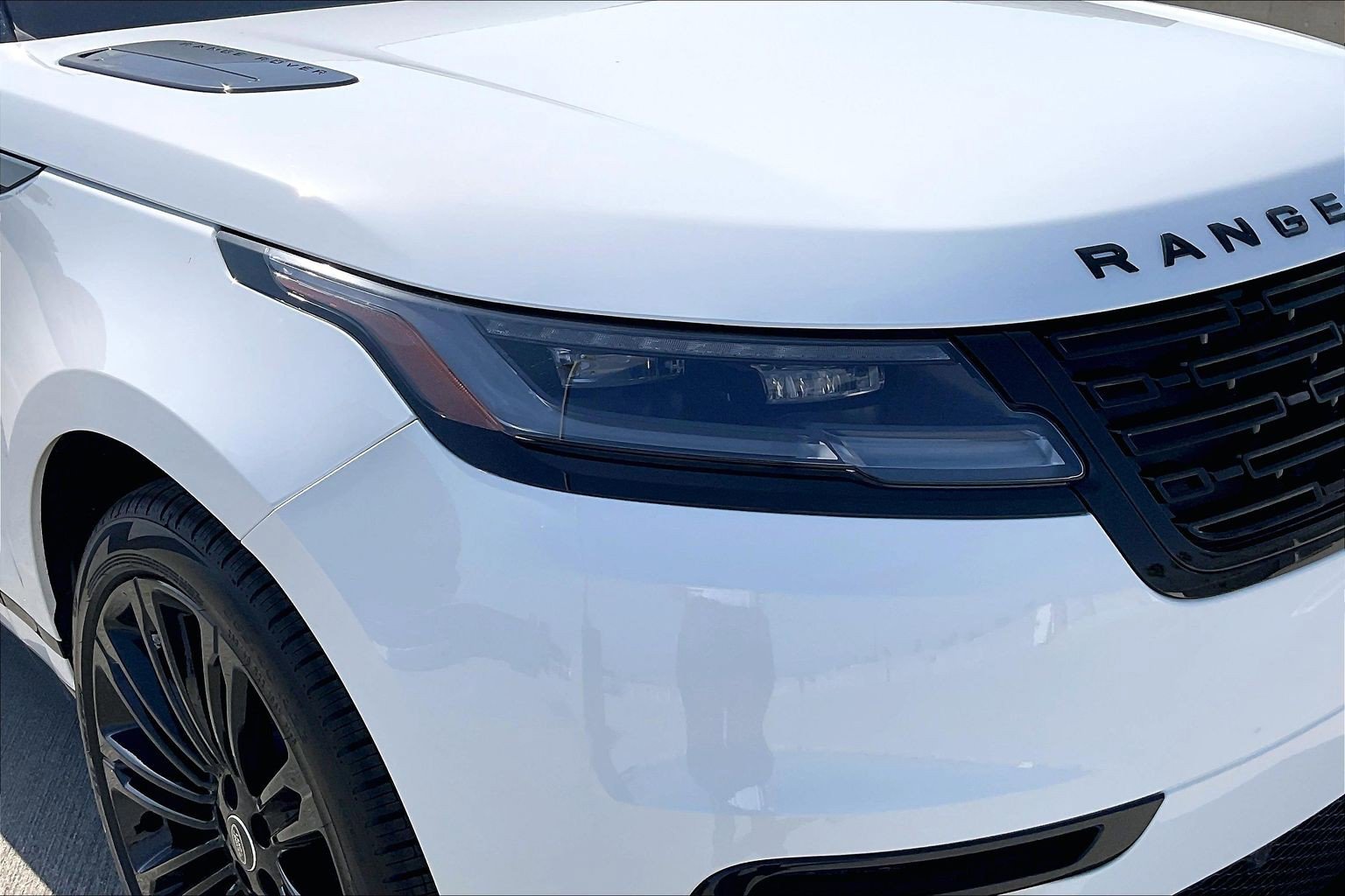 2026 Land Rover Range Rover Velar Dynamic SE - Photo 16
