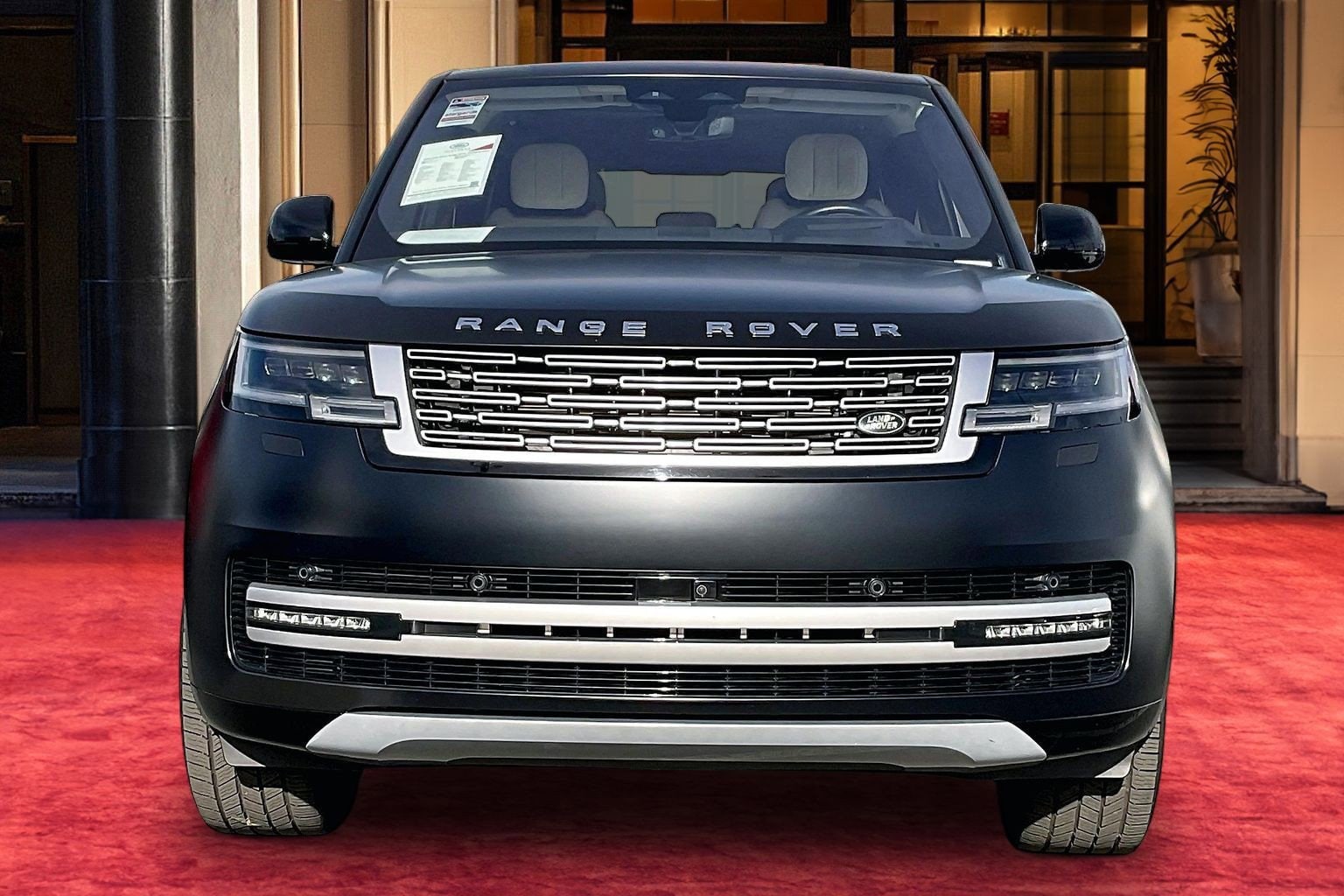 2023 Land Rover Range Rover Autobiography photo 2