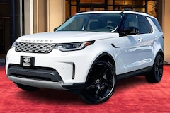 2026 Land Rover Discovery S SUV