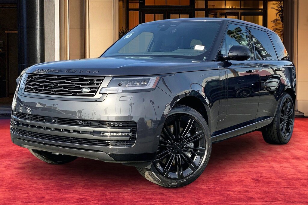 New 2026 Land Rover Range Rover P530 SE SUV