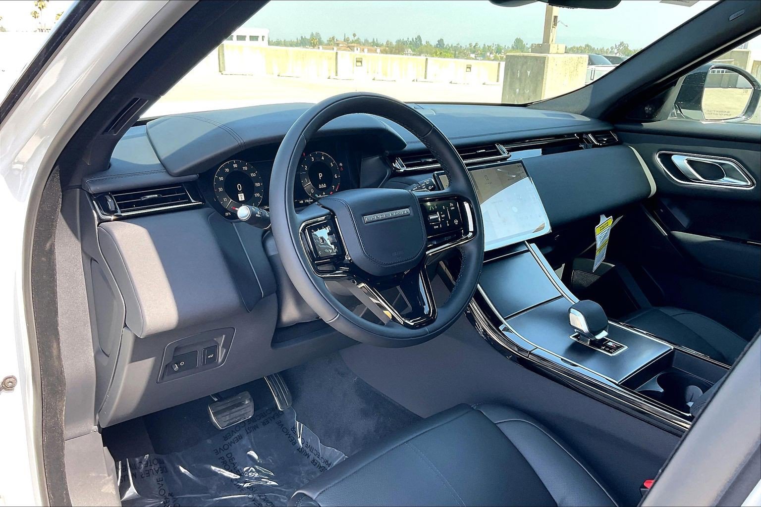 2026 Land Rover Range Rover Velar Dynamic SE - Photo 9