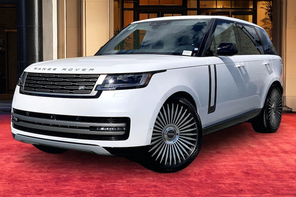 New 2025 Land Rover Range Rover P530 SE SUV