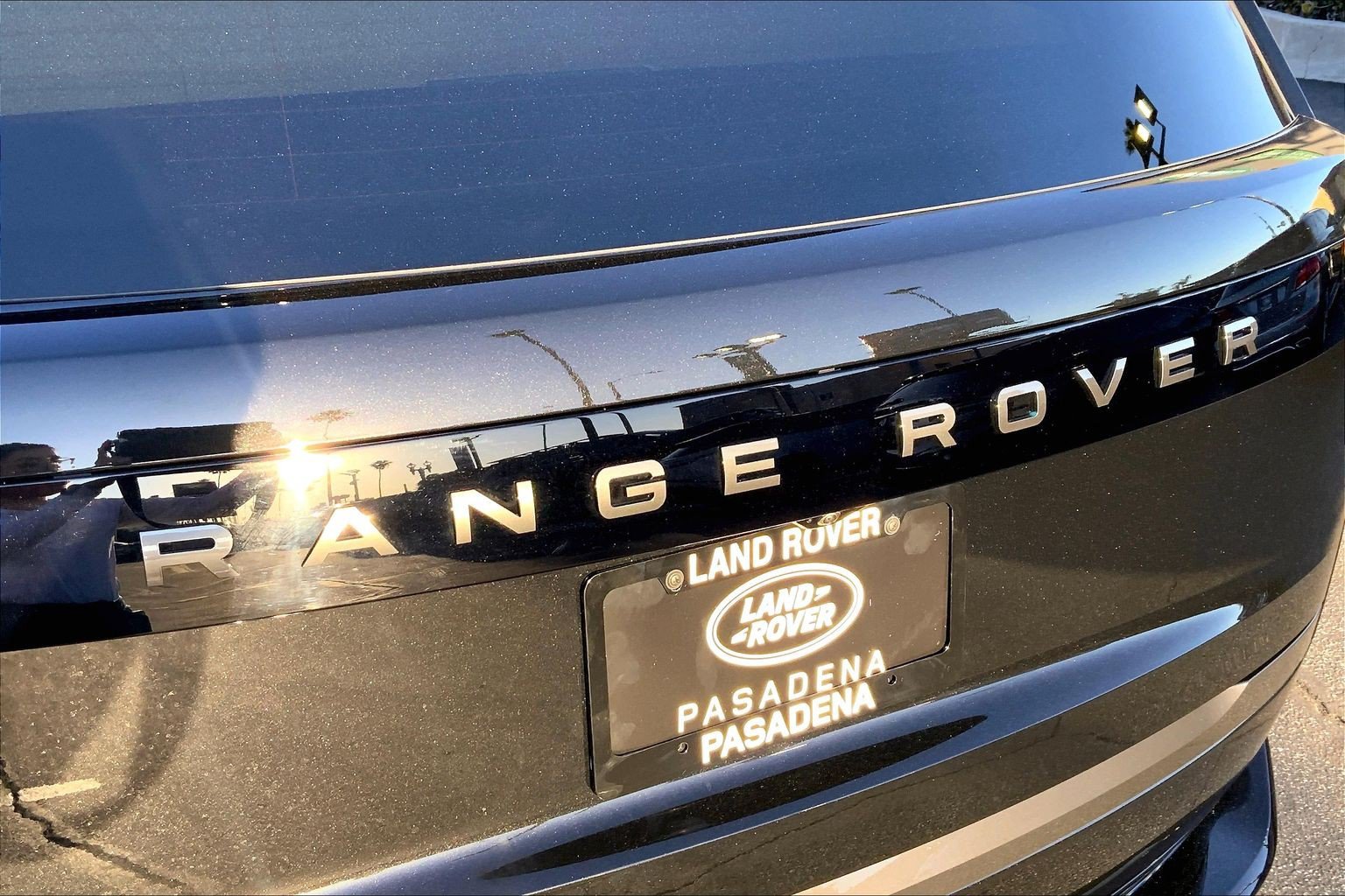 2026 Land Rover Range Rover SE - Photo 6