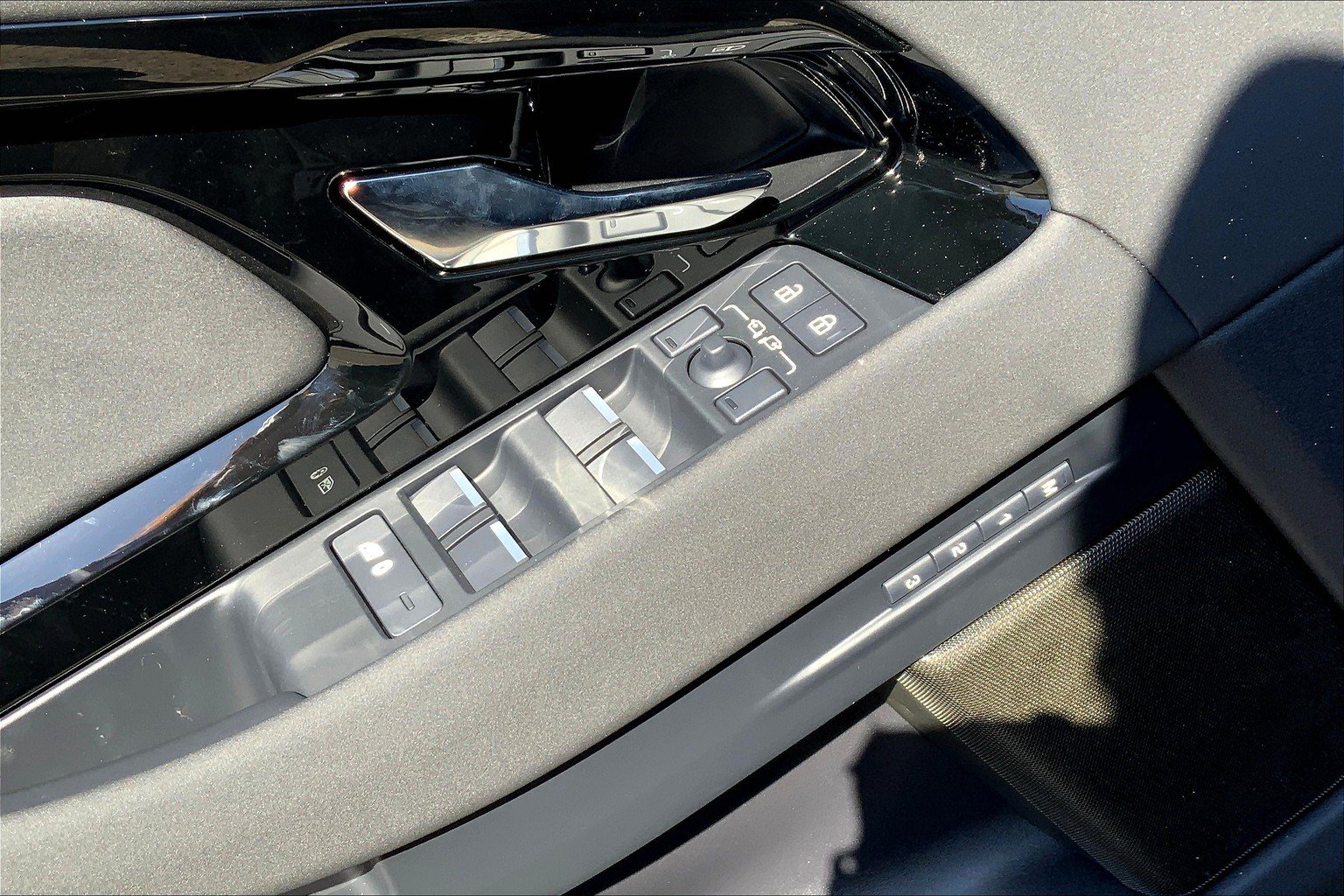 2026 Land Rover Range Rover Evoque S - Photo 20