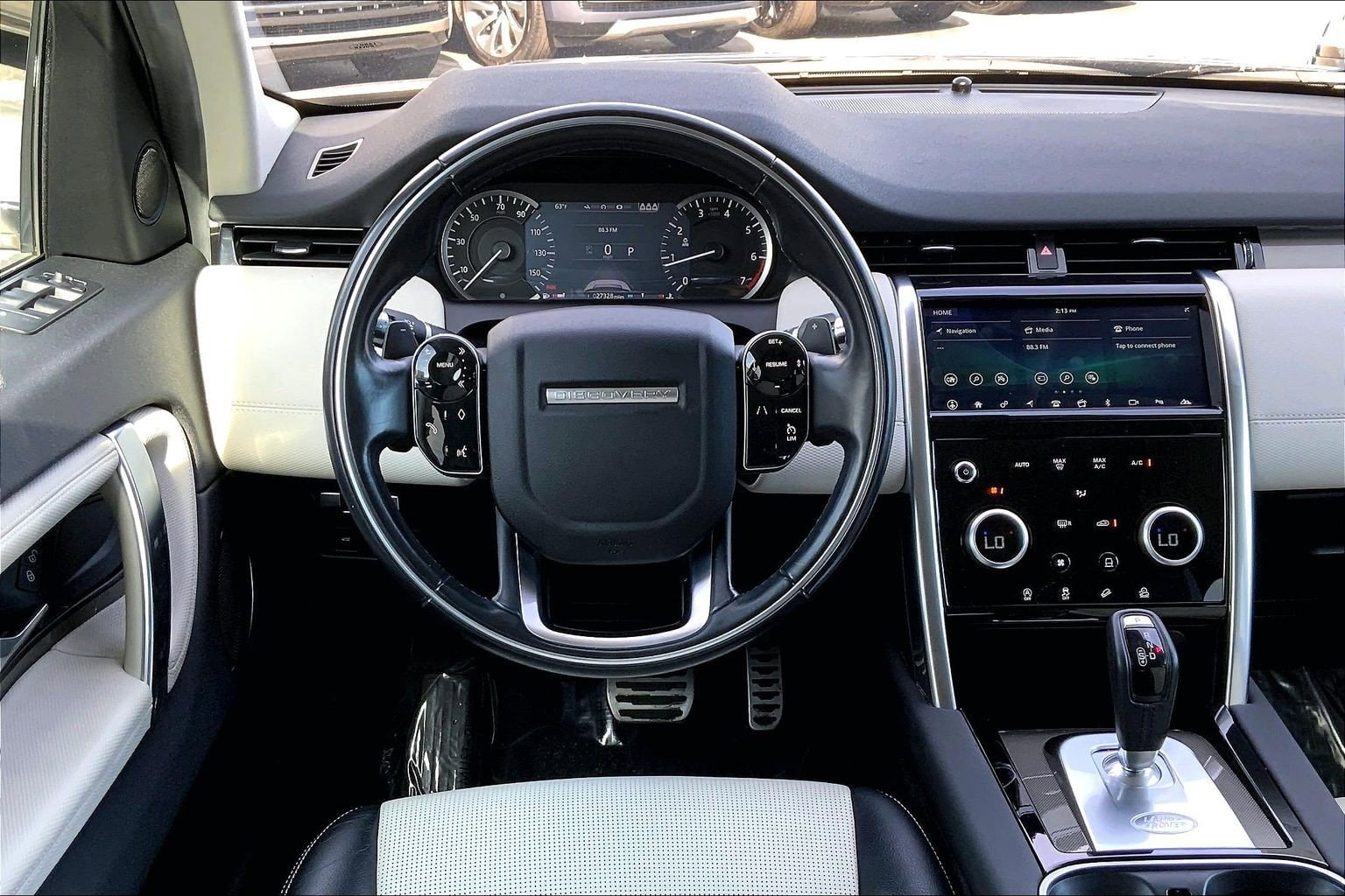 2020 Land Rover Discovery Sport S R-Dynamic photo 4