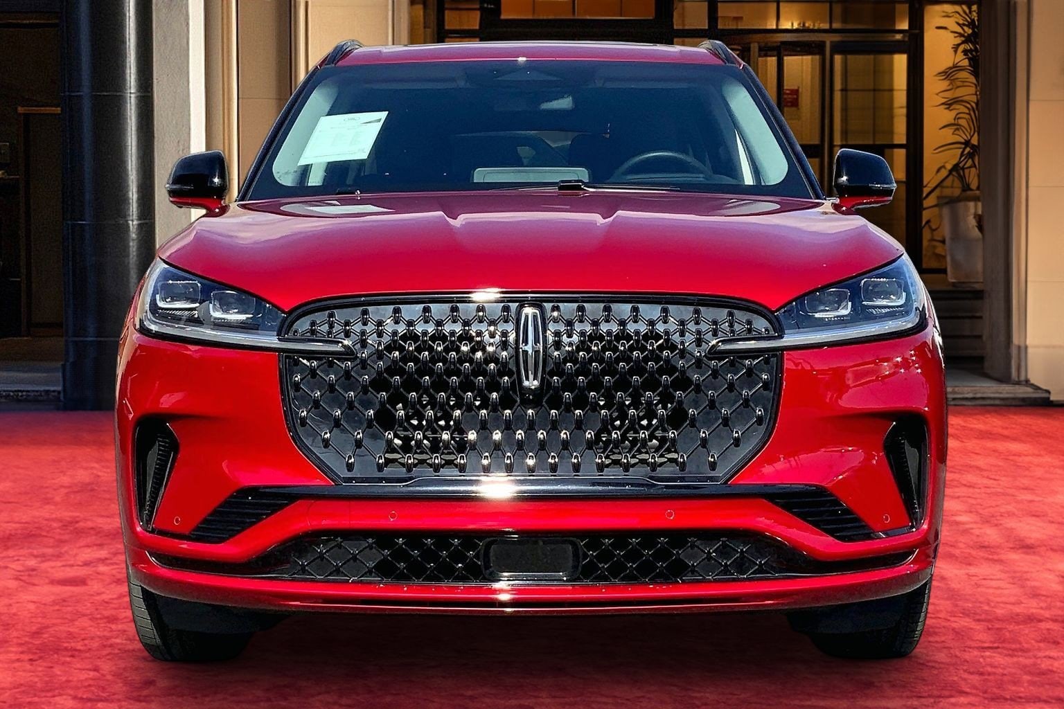 2025 Lincoln Aviator Reserve photo 2