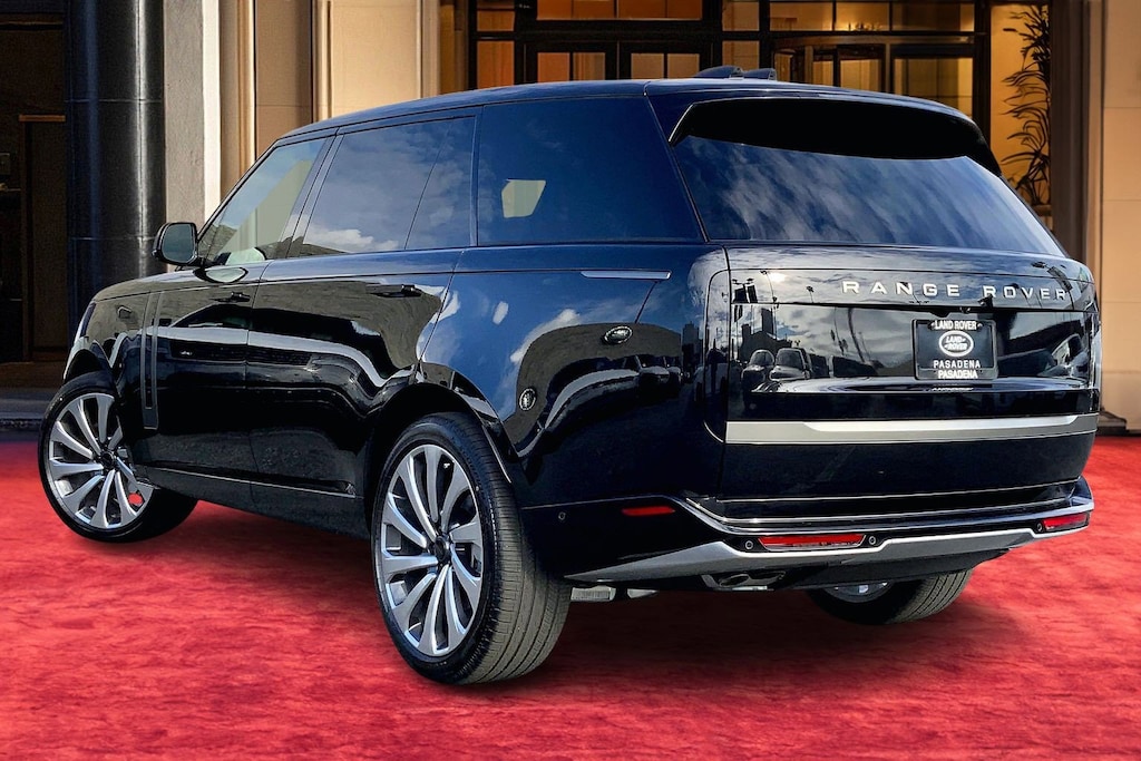 New 2026 Land Rover Range Rover P530 SE 7 Seat SUV