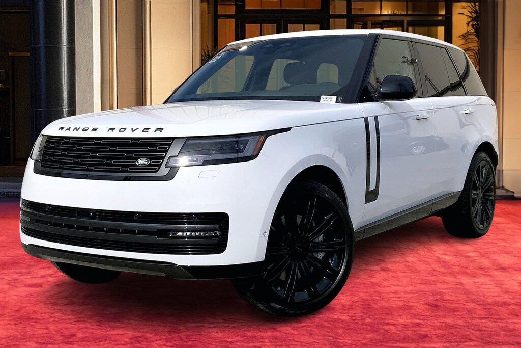 New 2026 Land Rover Range Rover P530 SE SUV