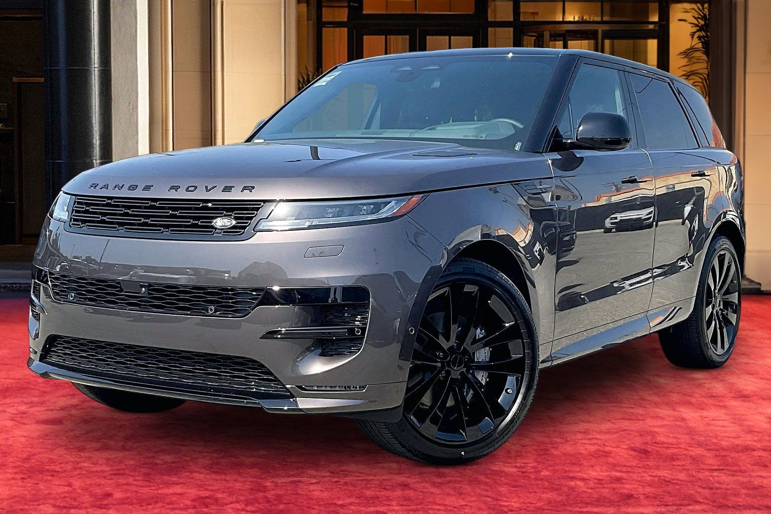 2026 Land Rover Range Rover Sport P400 MHEV Dynamic SE's photo