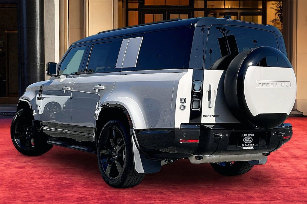 New 2026 Land Rover Defender 130 X-Dynamic SE SUV