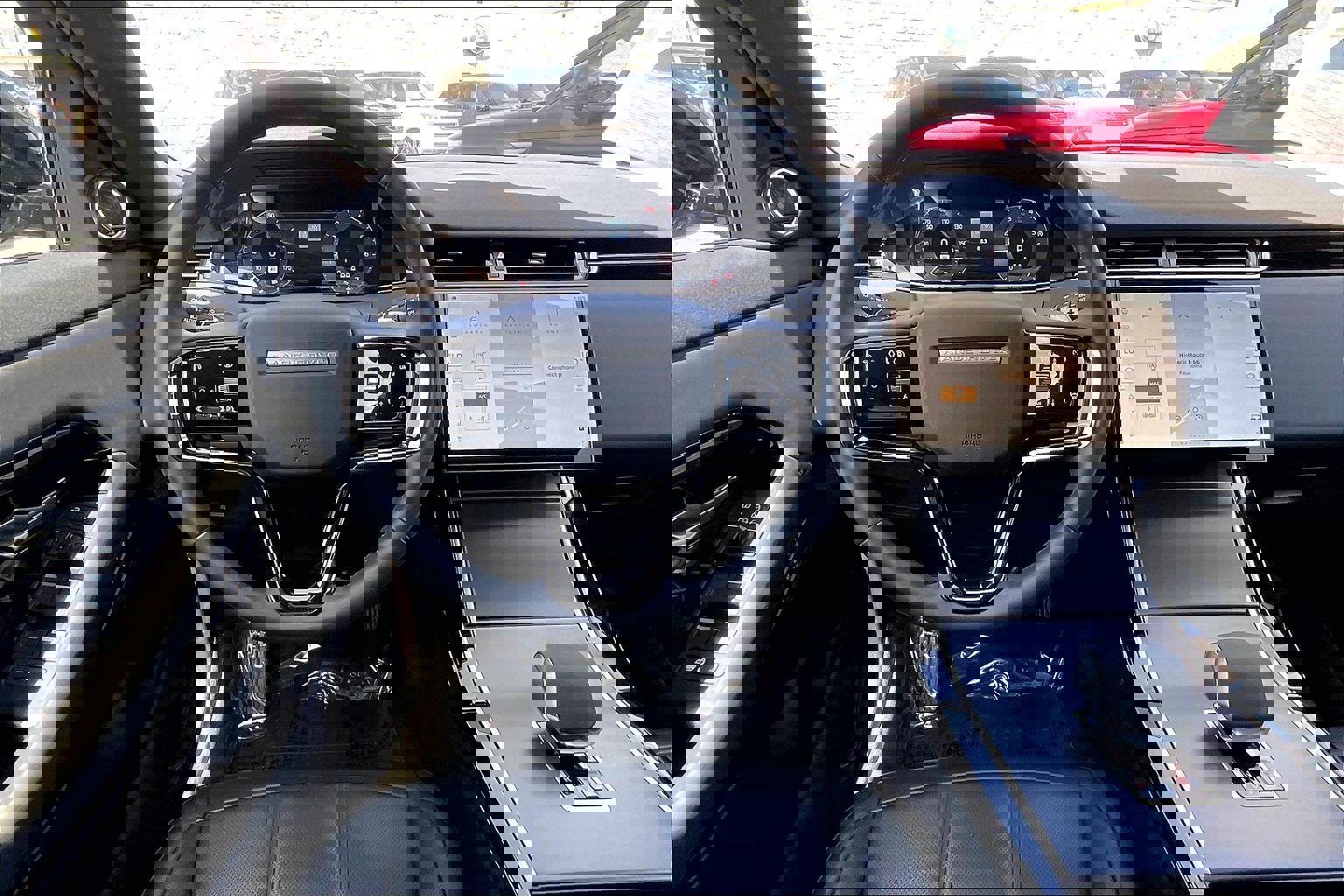 2026 Land Rover Range Rover Evoque Core S photo 4