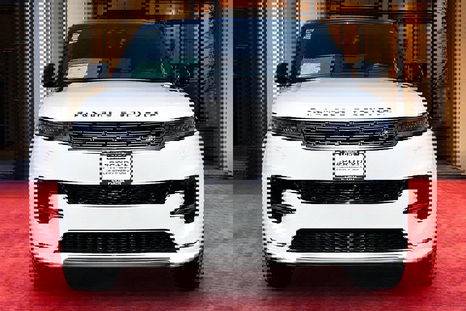 2024 Land Rover Range Rover Sport Dynamic SE photo 2