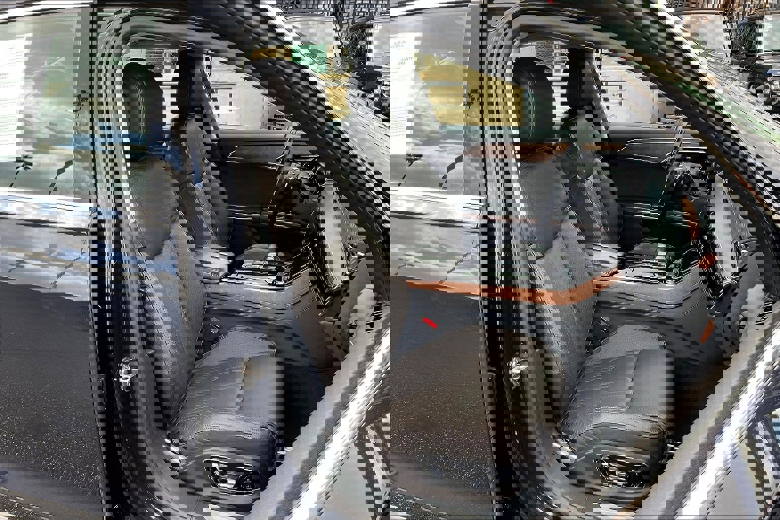 2019 Audi A8 L 55 TFSI quattro photo 6