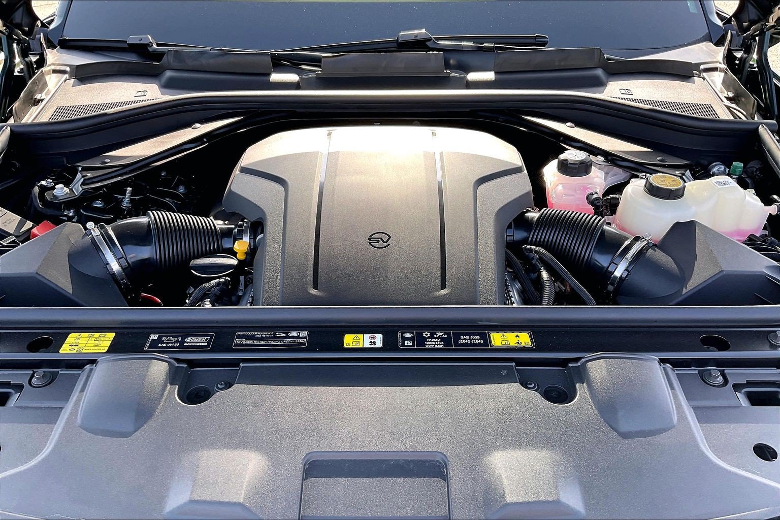2026 Land Rover Range Rover SV - Photo 15