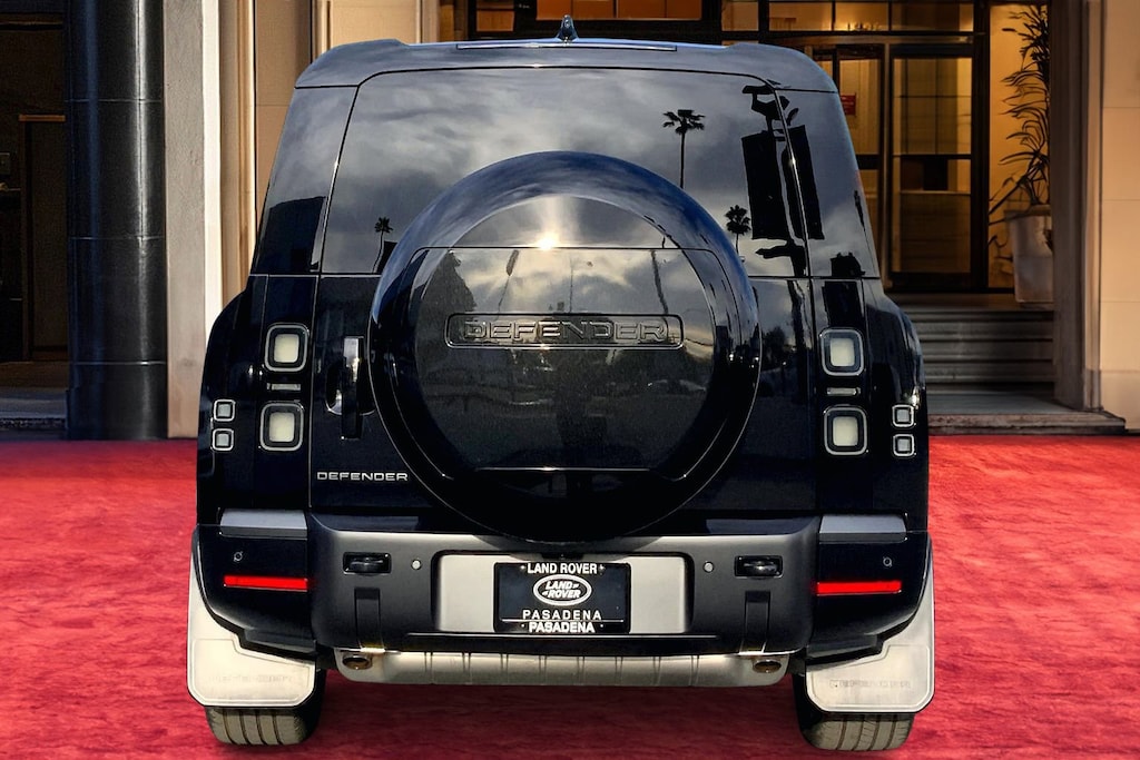 New 2026 Land Rover Defender 130 X-Dynamic SE SUV