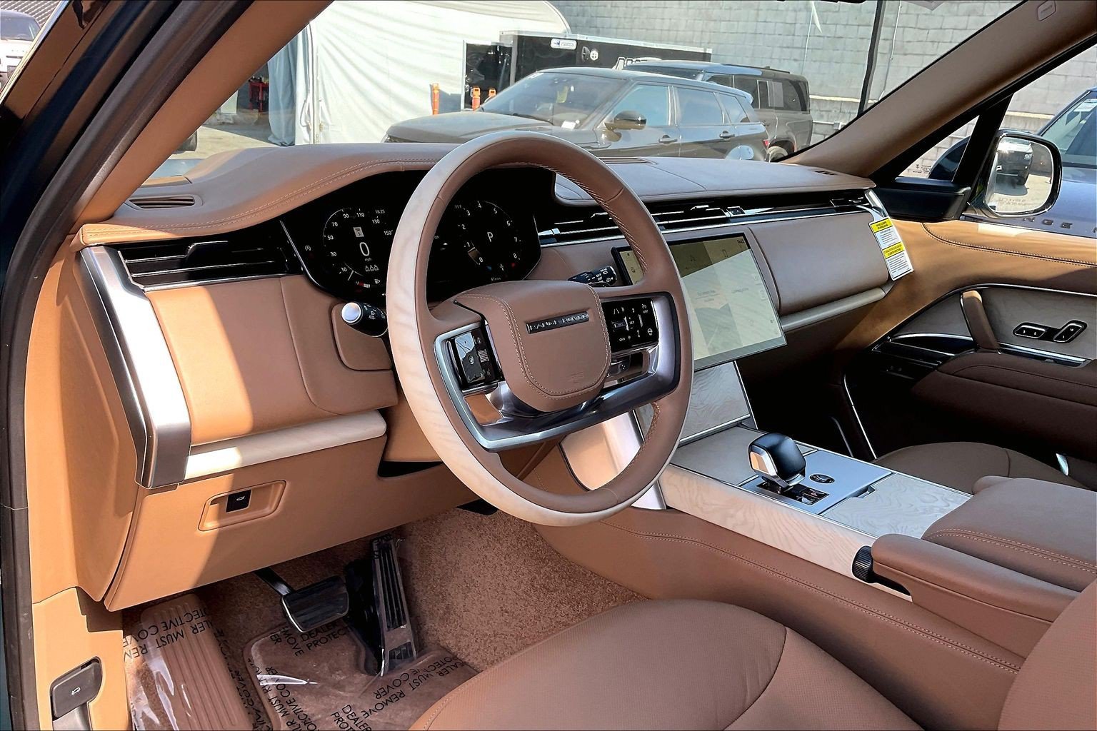 2026 Land Rover Range Rover SV - Photo 10