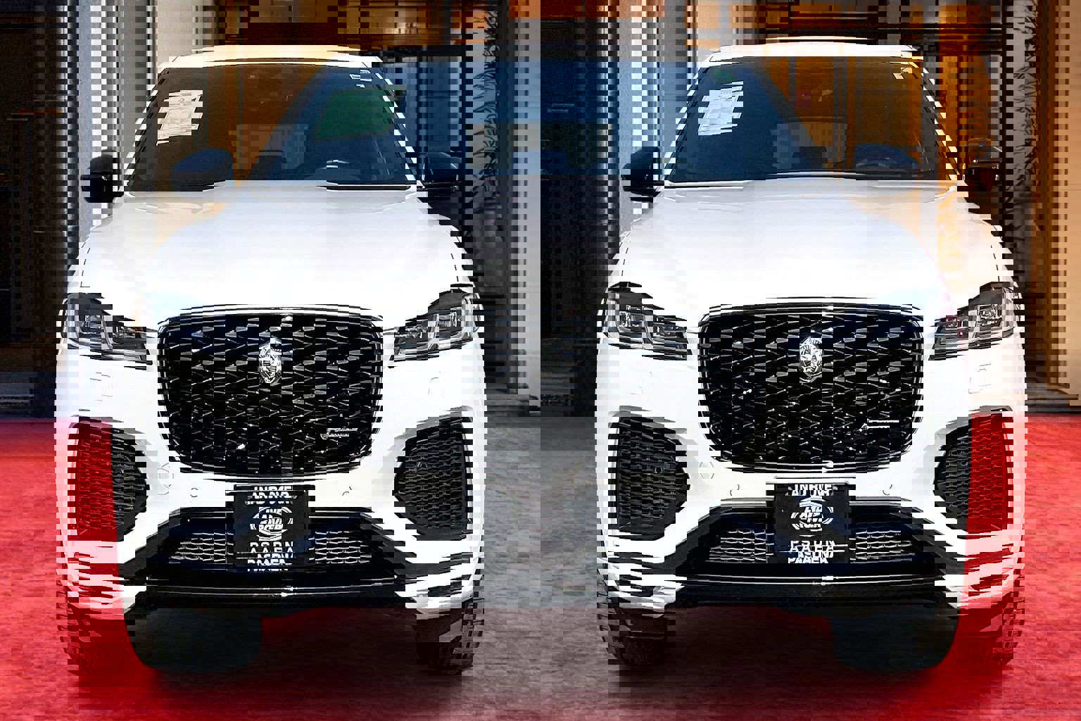 2024 Jaguar F-PACE R-Dynamic S photo 2