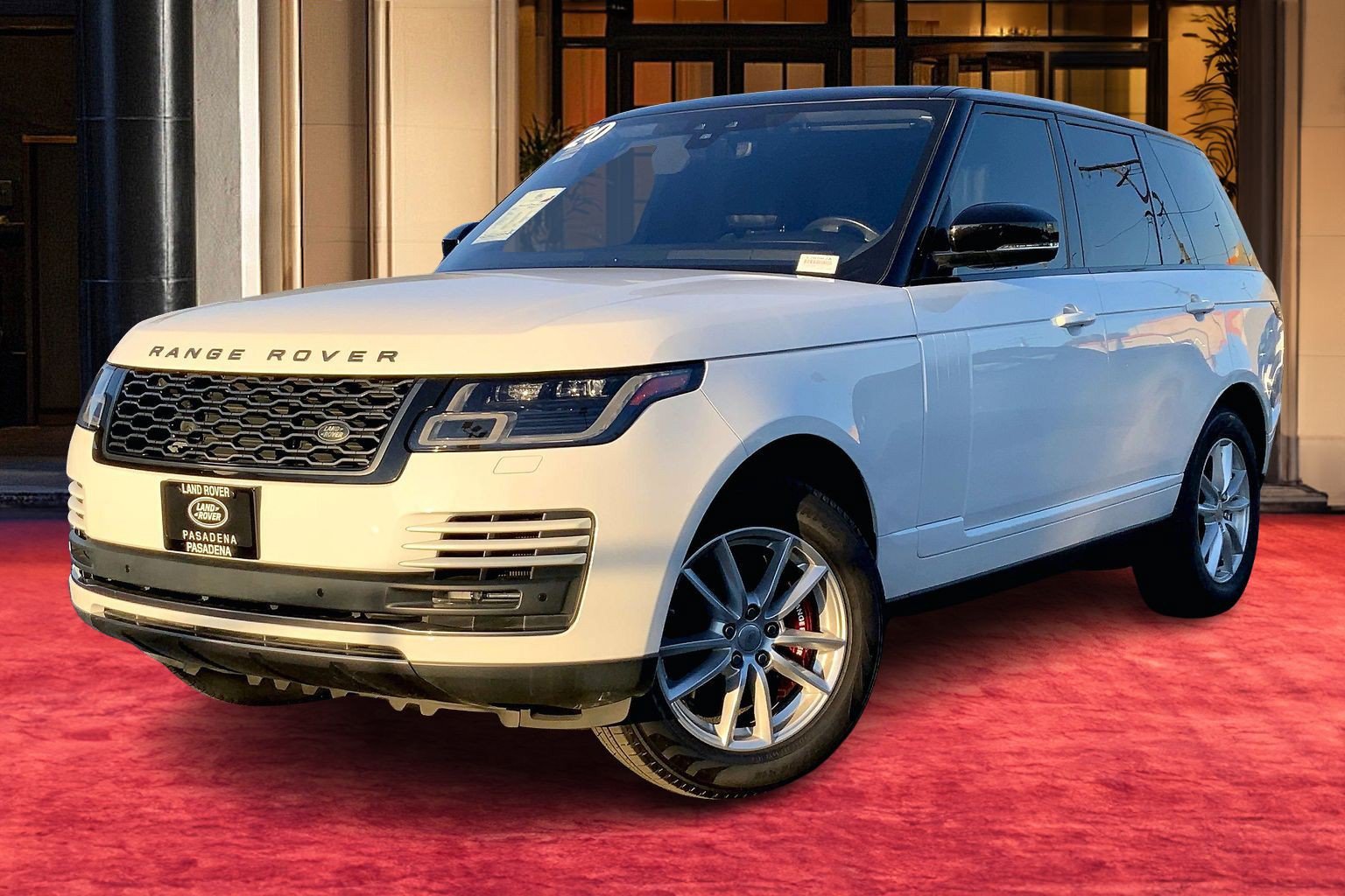 2020 Land Rover Range Rover 3.0 P360 MHEV's photo