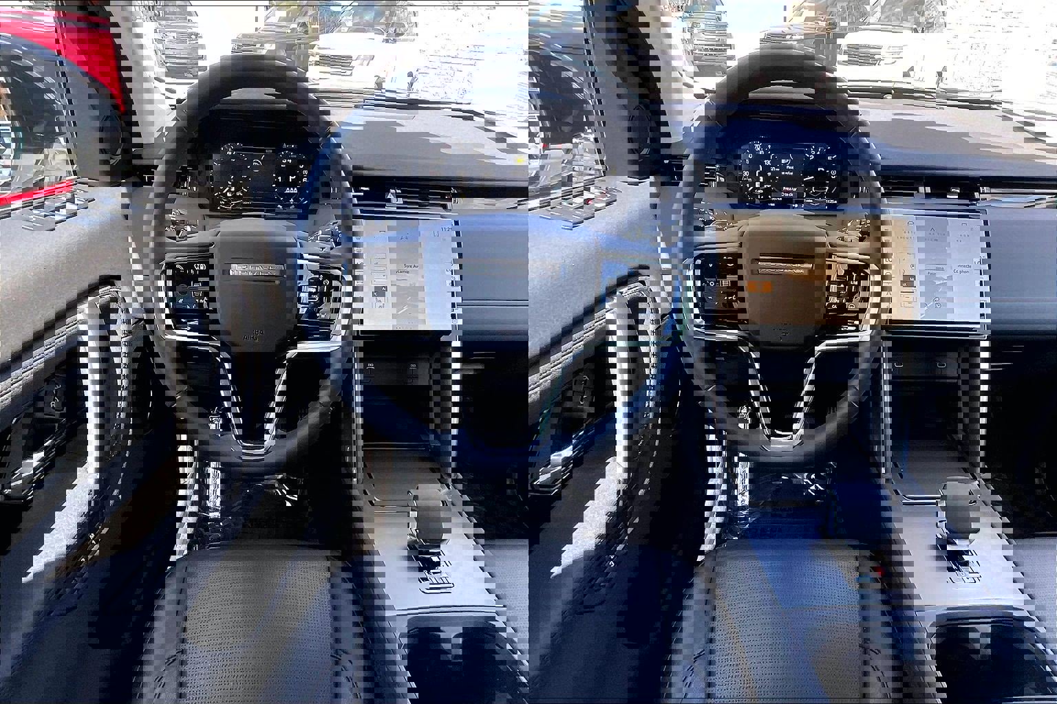 2025 Land Rover Discovery Sport S photo 4