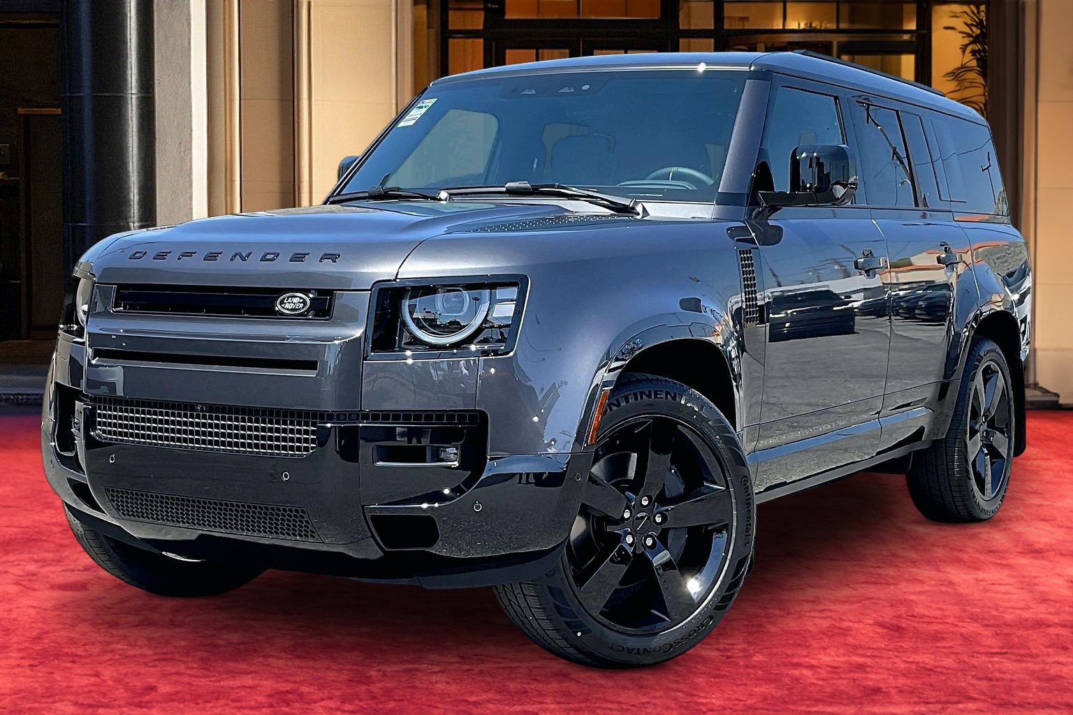 2026 Land Rover Defender 130 X-Dynamic SE P400's photo