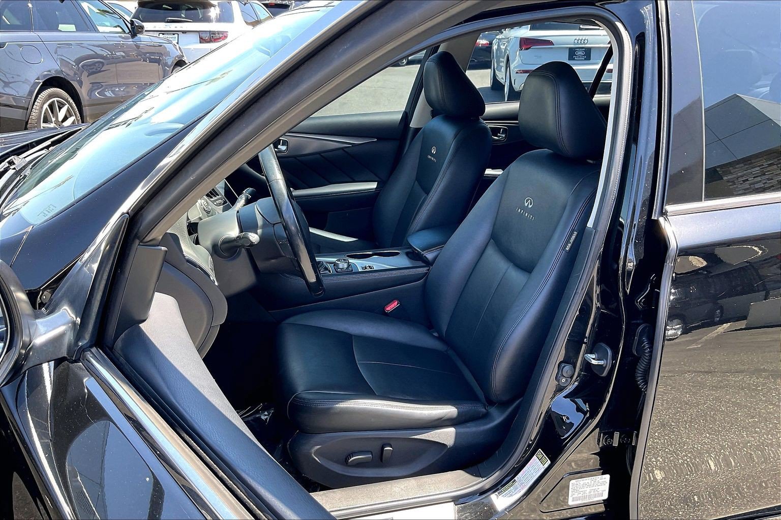 Q50 Premium Sedan