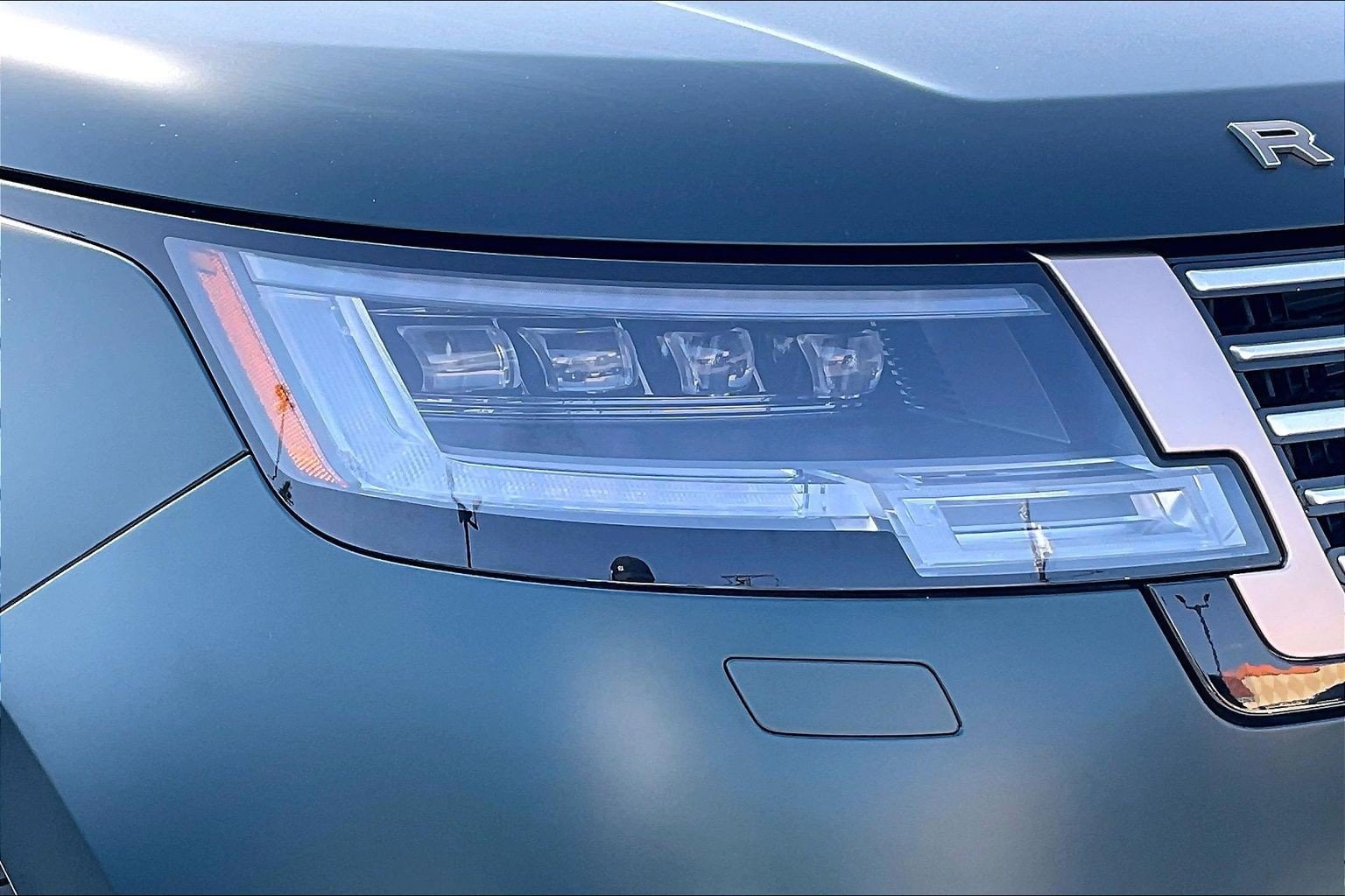 2026 Land Rover Range Rover SV - Photo 17
