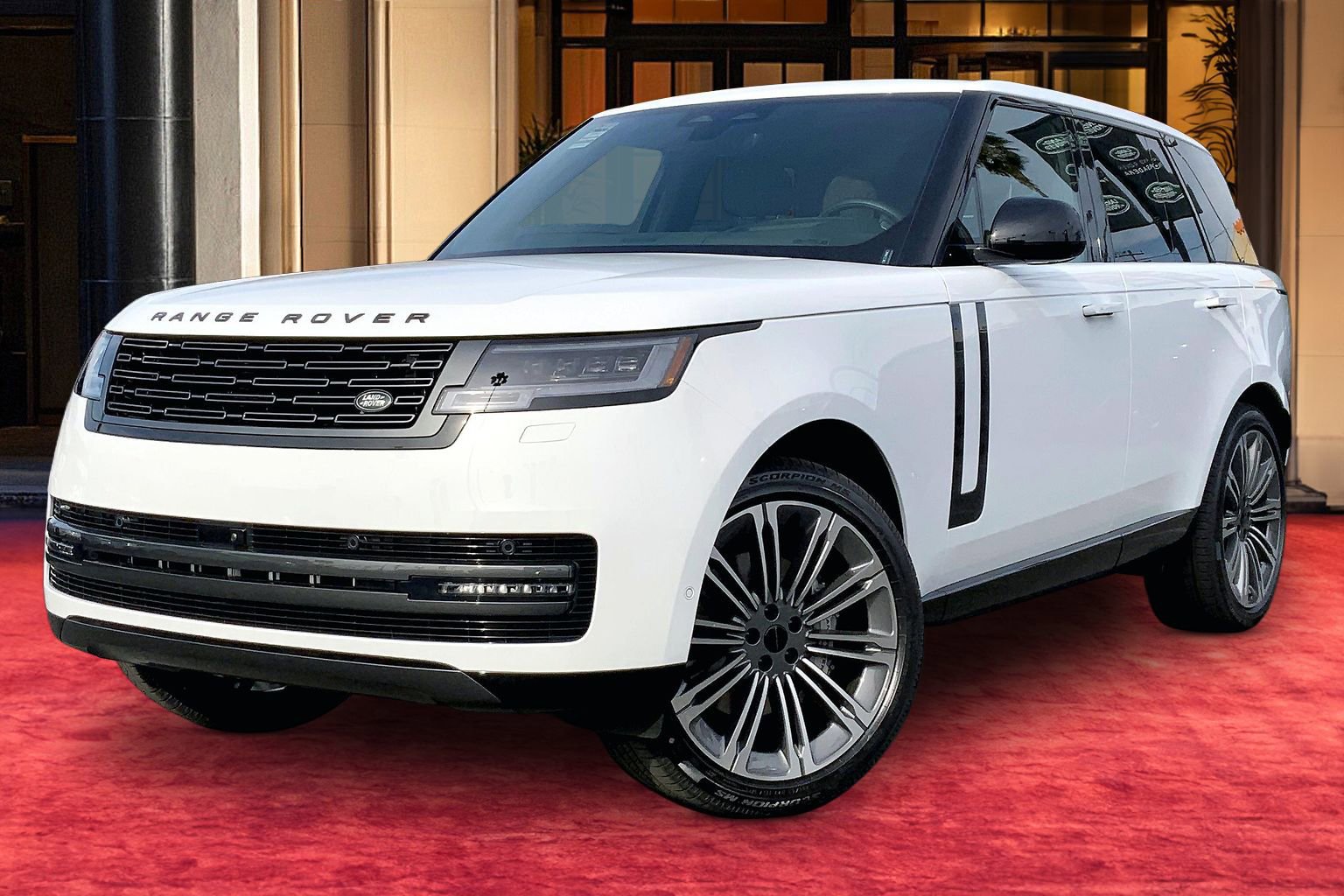 2026 Land Rover Range Rover 3.0 SE SWB's photo