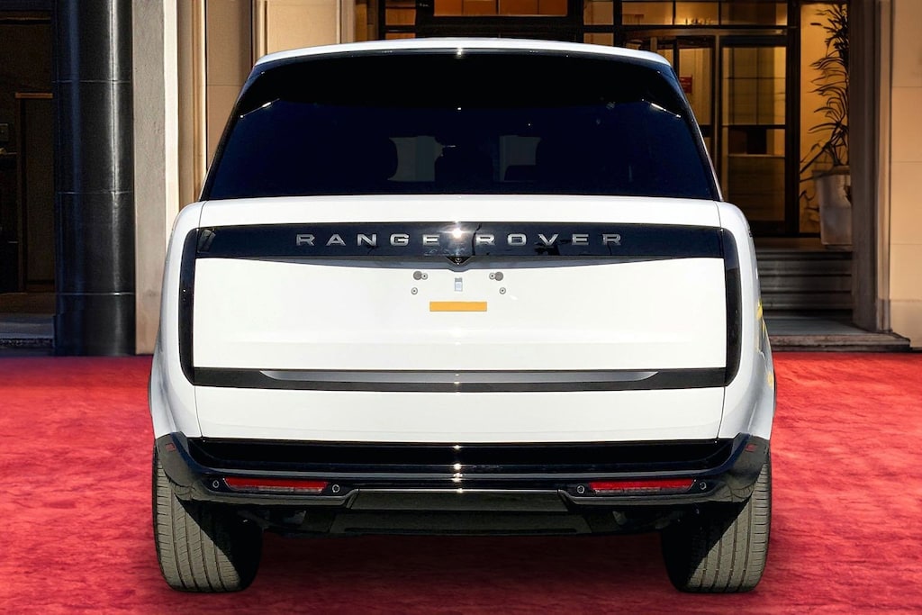 New 2026 Land Rover Range Rover P400 SE 7 Seat SUV