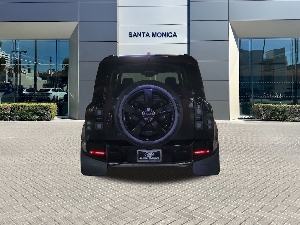 New 2026 Land Rover Defender 110 X-Dynamic SE SUV