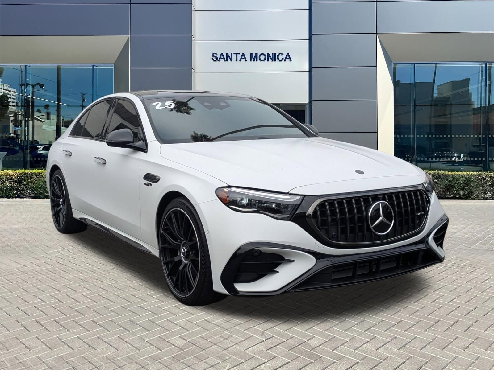 2025 Mercedes-Benz E-Class AMG E 53 E photo 2