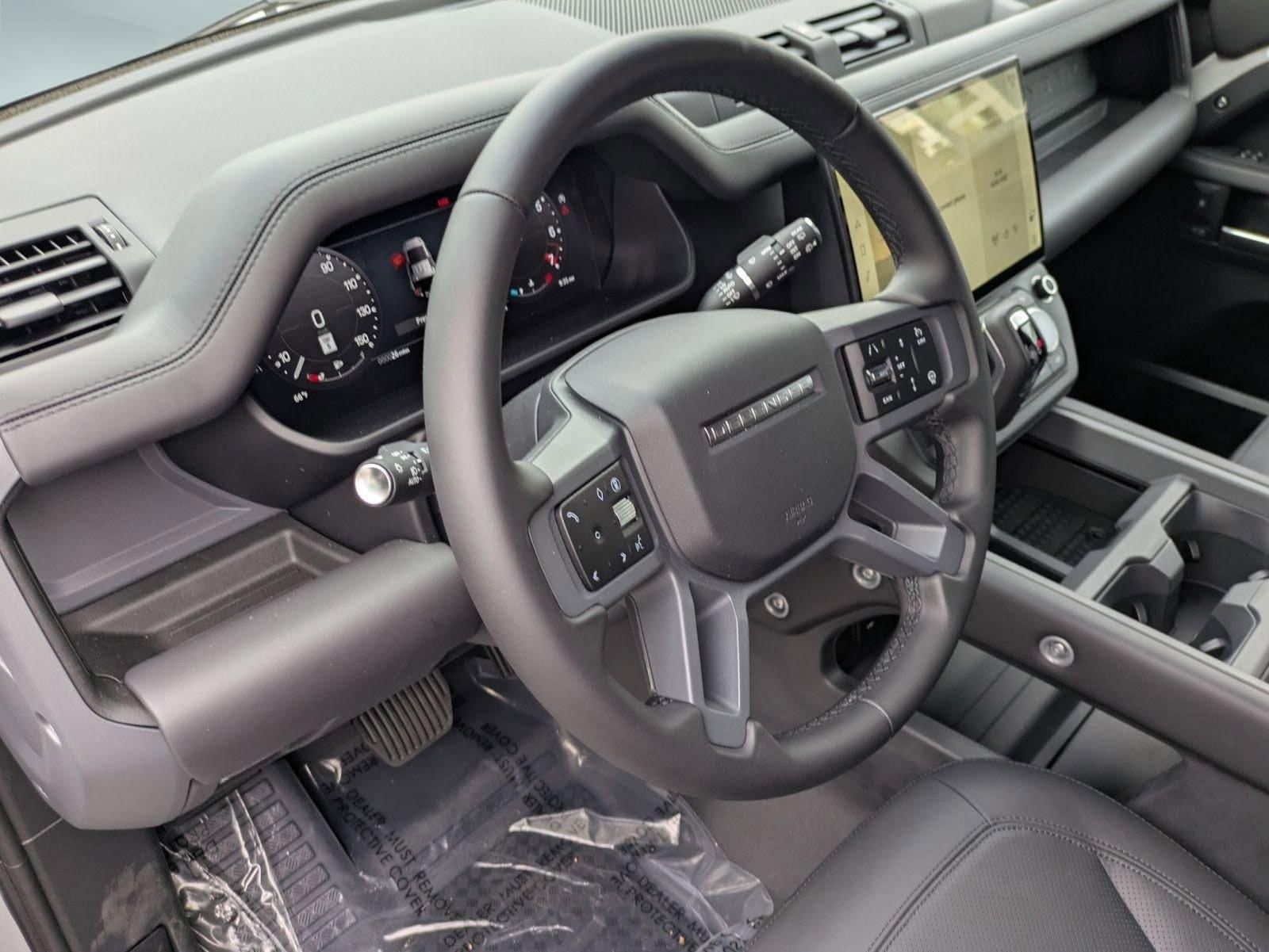 2026 Land Rover Defender X-Dynamic SE - Photo 16