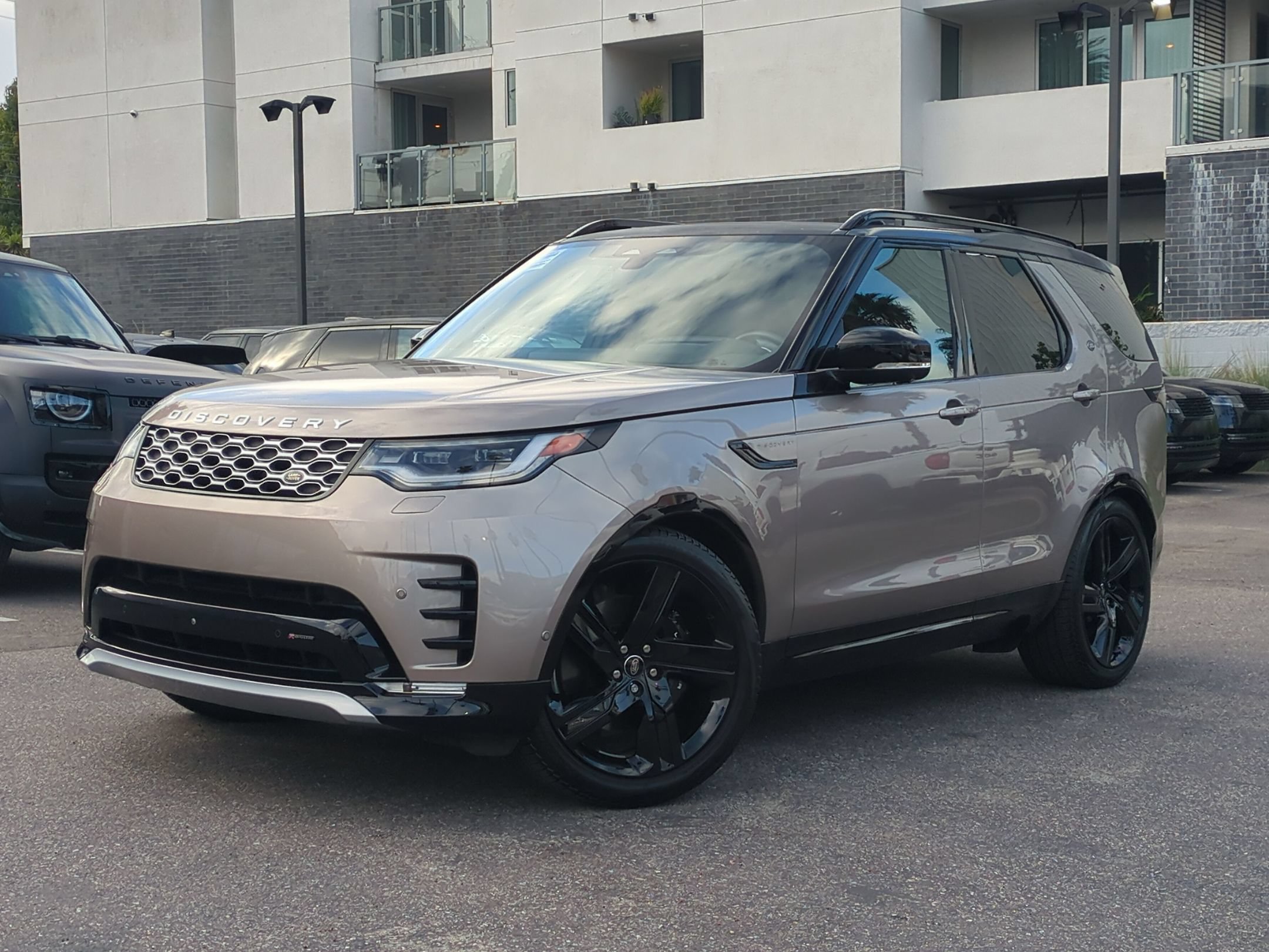 2023 Land Rover Discovery