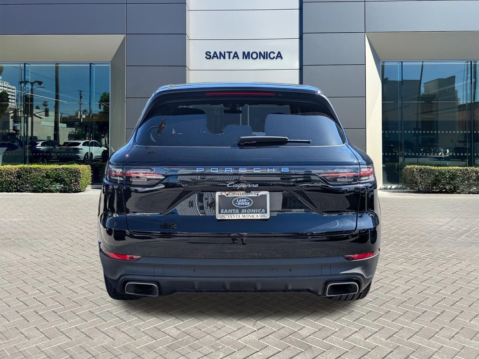 2023 Porsche Cayenne AWD photo 5