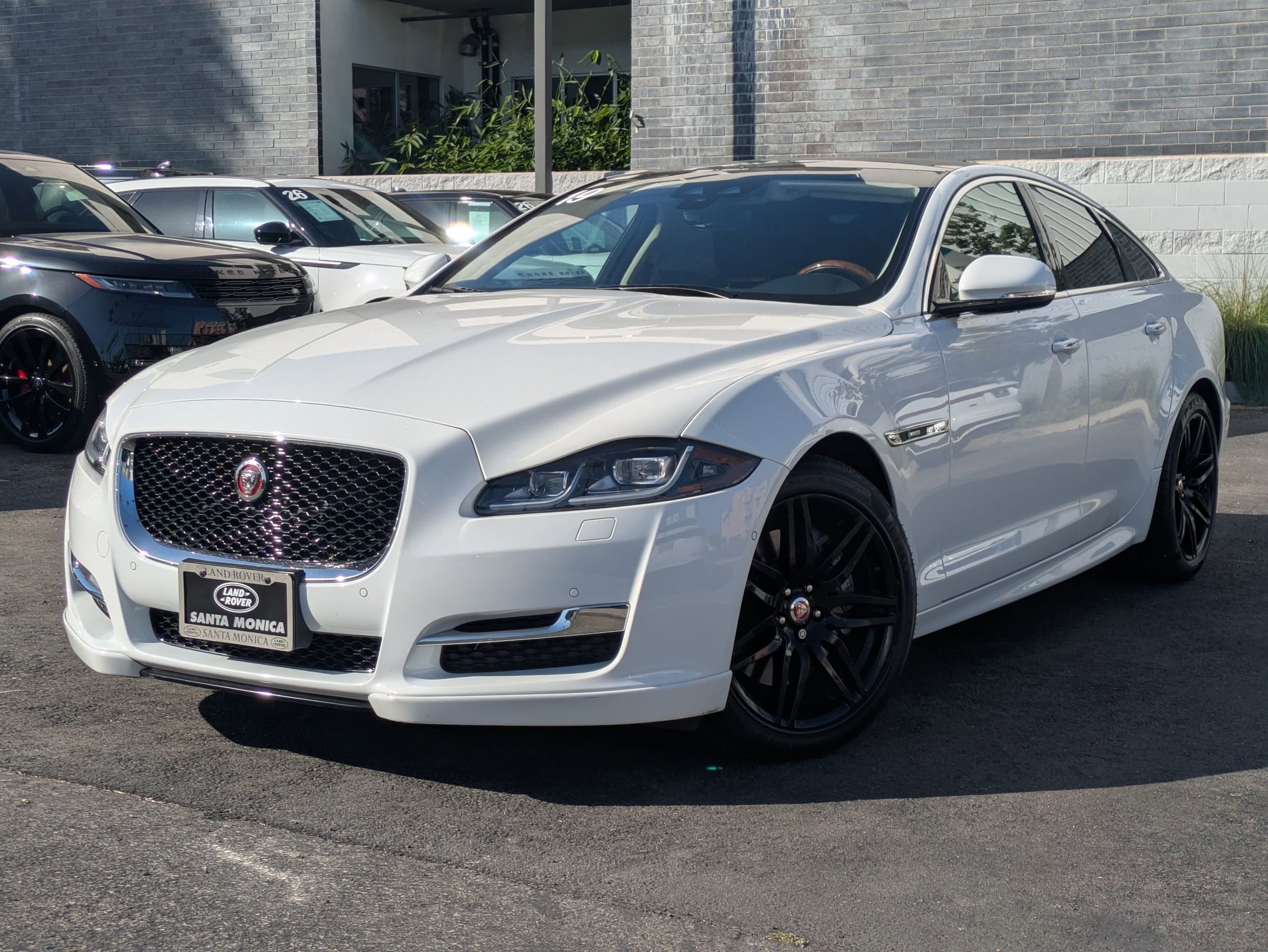 2019 Jaguar XJ R-Sport
