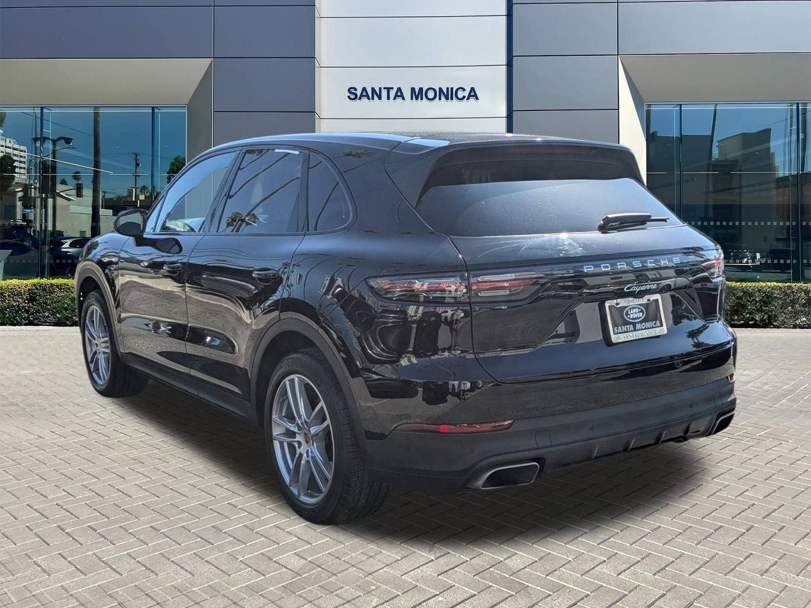 2023 Porsche Cayenne AWD photo 6