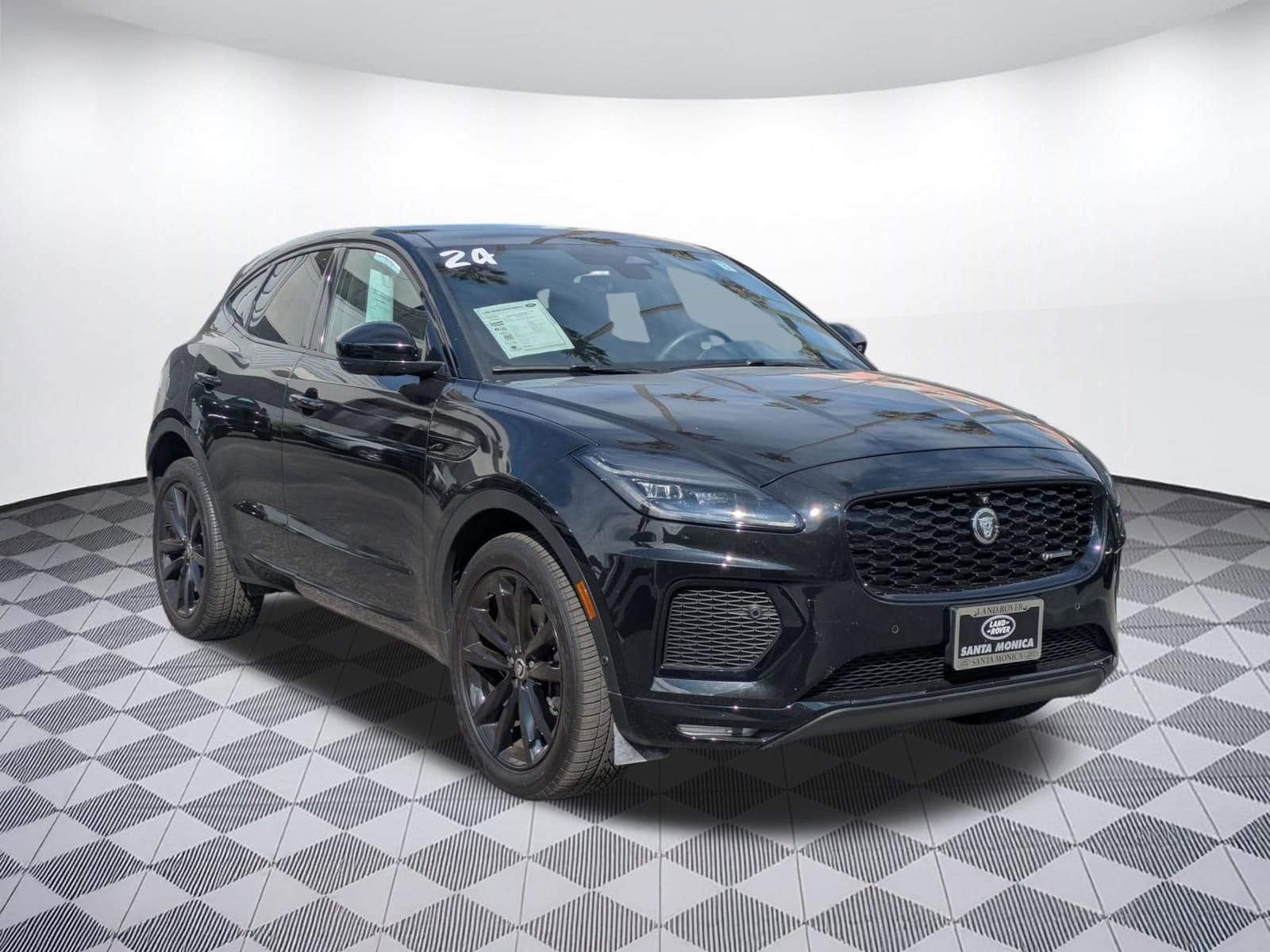 E-PACE R-Dynamic SE R-Dynamic SE P250 AWD