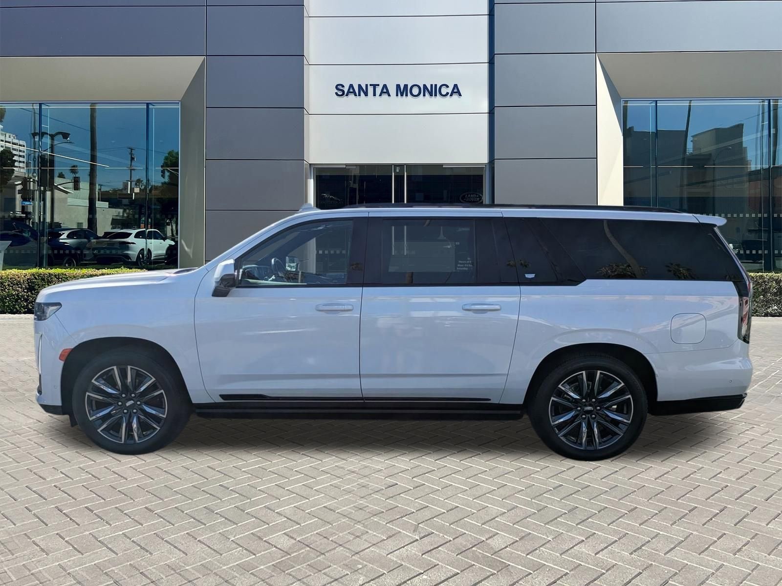 2024 Cadillac Escalade ESV RWD Sport photo 6