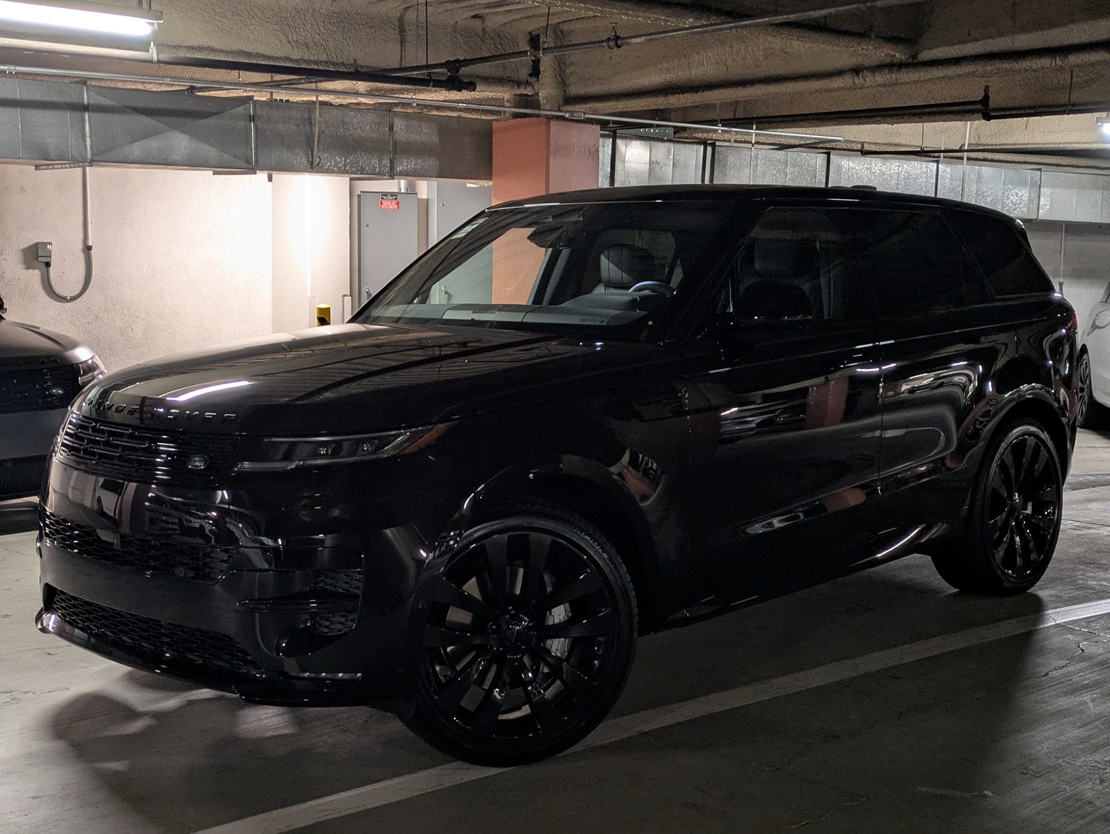 2026 Land Rover Range Rover Sport SUV 